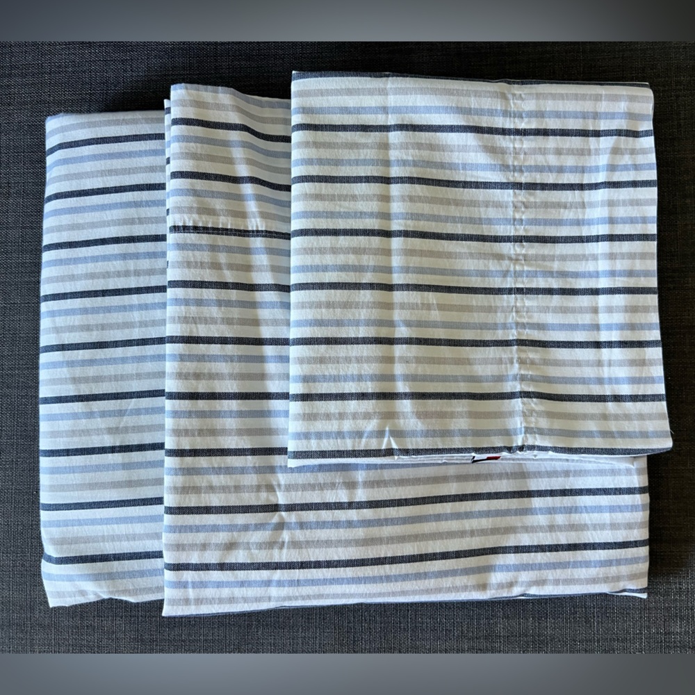 Tommy Hilfiger White/Blue/Gray/Navy Striped Twin Sheet Set